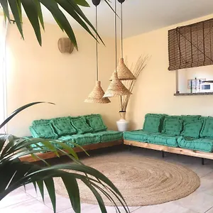 https://la-casita-costa-adeje-tenerife-38679.in-canary-islands.com